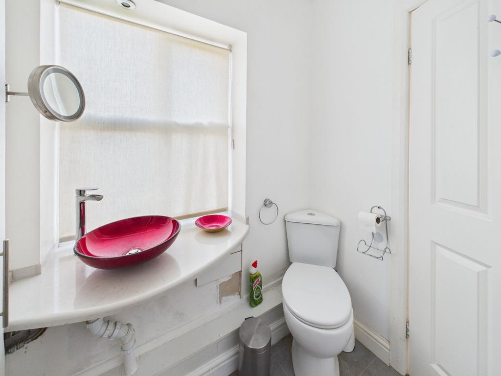 Ensuite