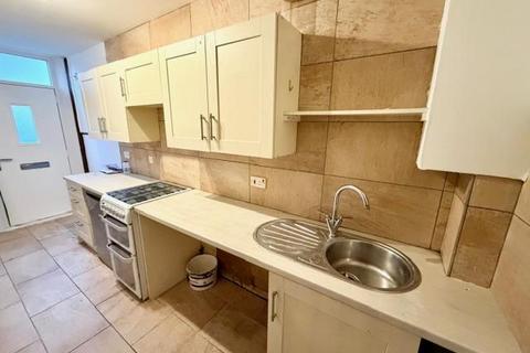 2 bedroom house to rent, Siddal Lane, Halifax