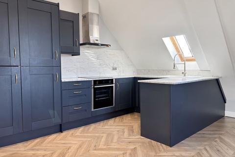 3 bedroom flat for sale, Weymouth