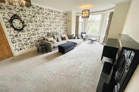 2 bedroom apartment to rent, Parkfield Road South, Didsbury, Manchester