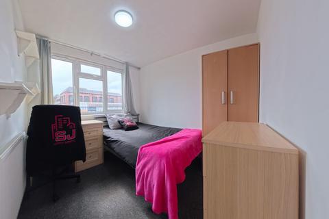 4 bedroom terraced house to rent, Hollingdean Road