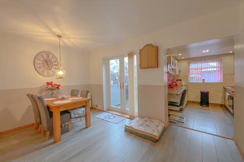 3 bedroom semi-detached house for sale, Harrowden Road, Doncaster DN2