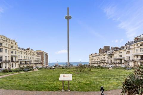 2 bedroom flat for sale, Regency Square, Brighton