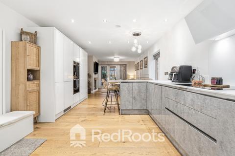 4 bedroom detached house for sale, Shepley, West Yorkshire HD8