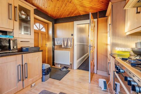 5 bedroom end of terrace house for sale, Fairfield Road, Bradford BD8