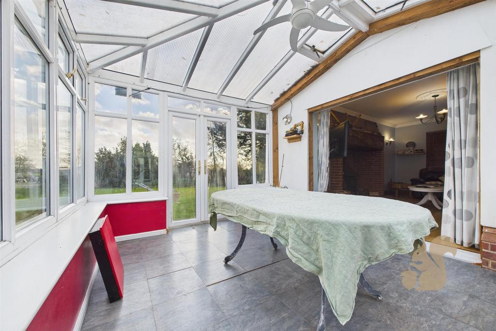 Sunroom bungalow