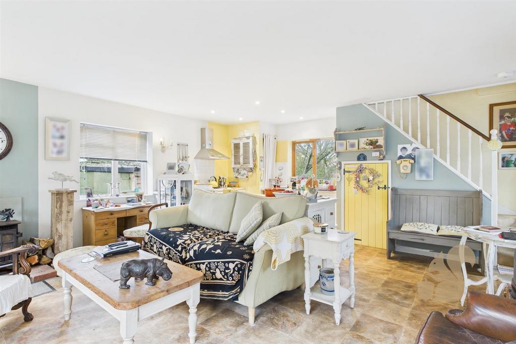 Lounge/kitchen annex