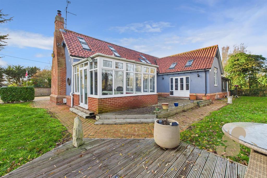 Exterior bungalow