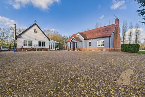 5 bedroom detached house for sale, The Strood, Colchester CO5