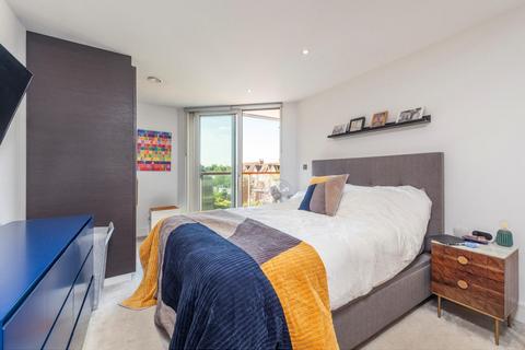 2 bedroom flat for sale, Flower Lane, Mill Hill, NW7