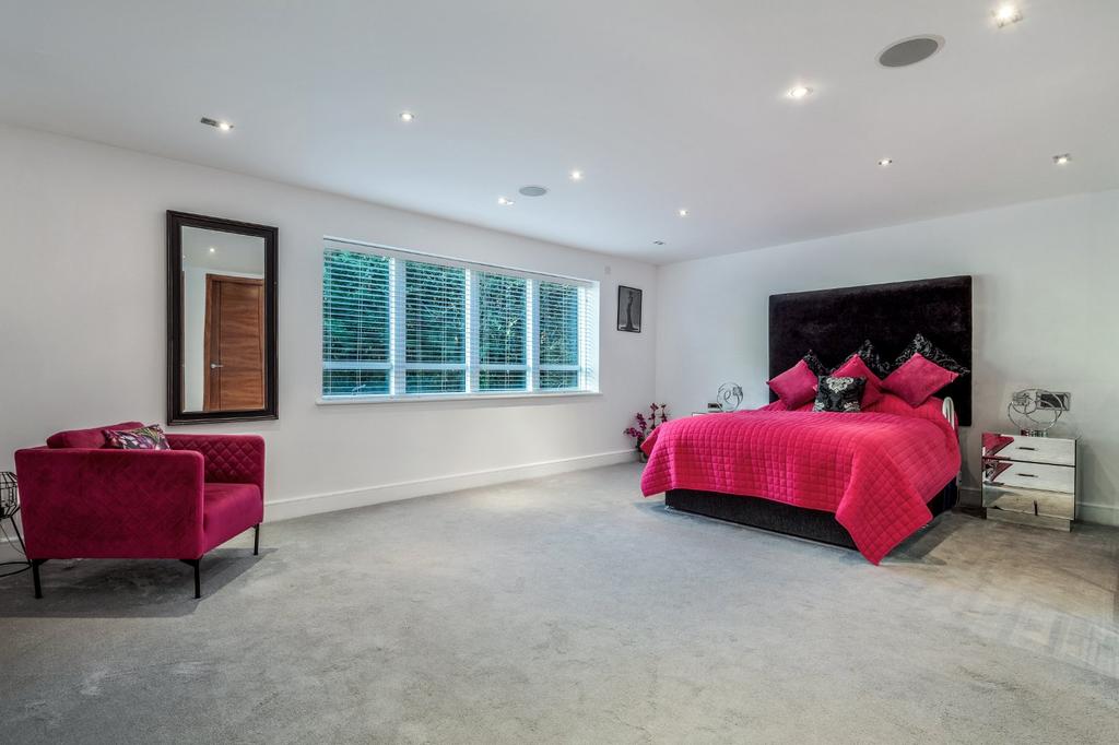Principal Bedroom
