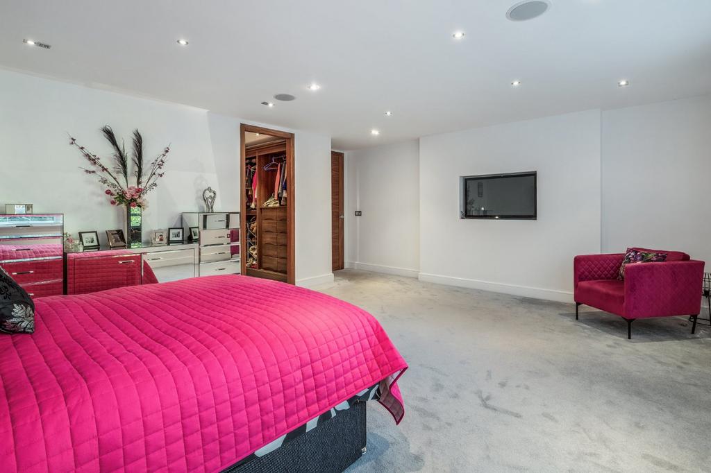 Principal Bedroom