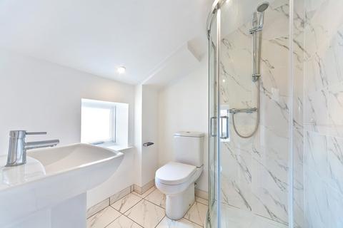 1 bedroom apartment to rent, St. Botolphs Street, Colchester, Essex, CO2