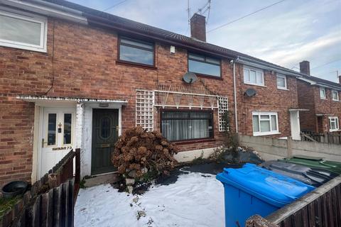 3 bedroom terraced house to rent, Lamb Crescent, Wombourne, Wolverhampton