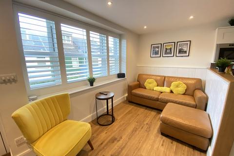 2 bedroom terraced house to rent, Mumbles, George Bank