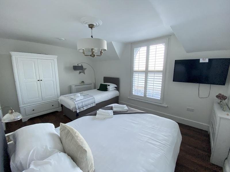 Bedroom 5