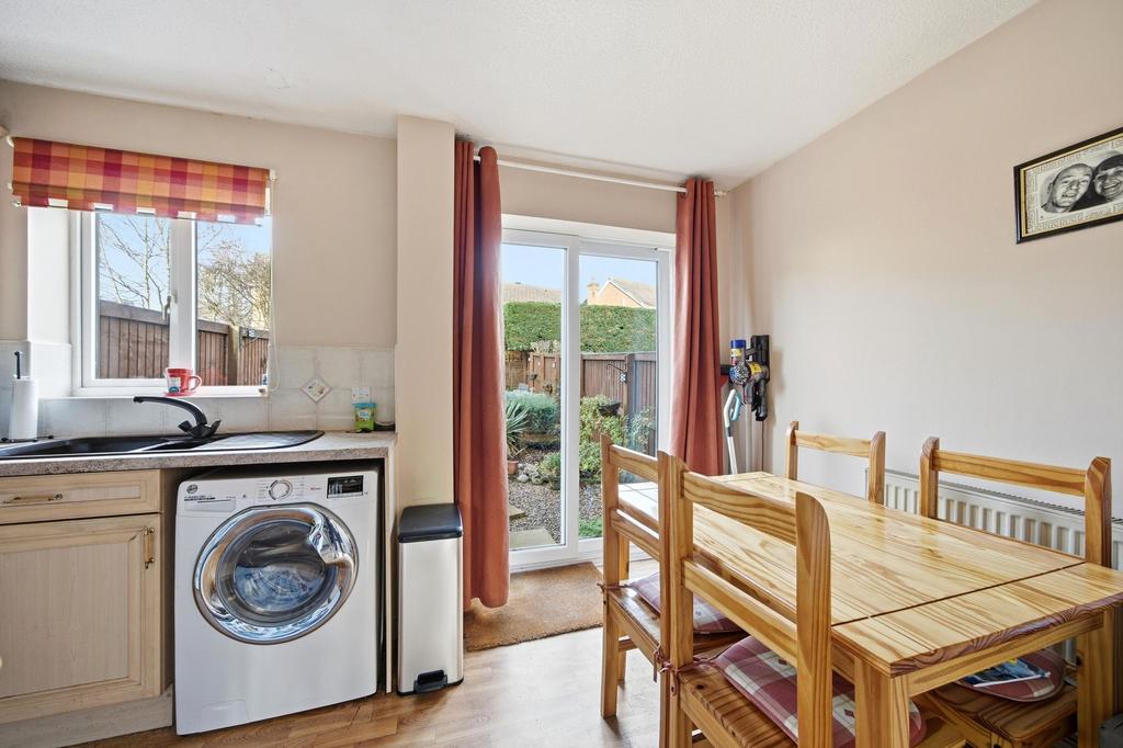 Dining kitchen