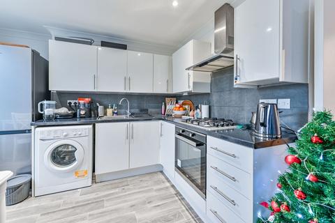1 bedroom flat for sale, Springdale Road, Hackney, London, N16