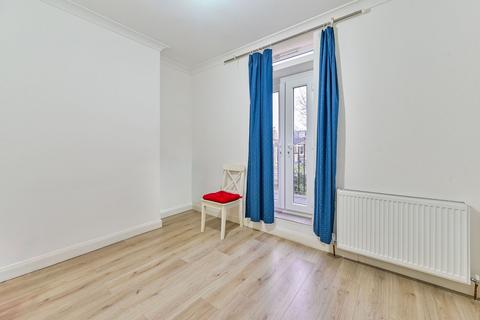 1 bedroom flat for sale, Springdale Road, Hackney, London, N16