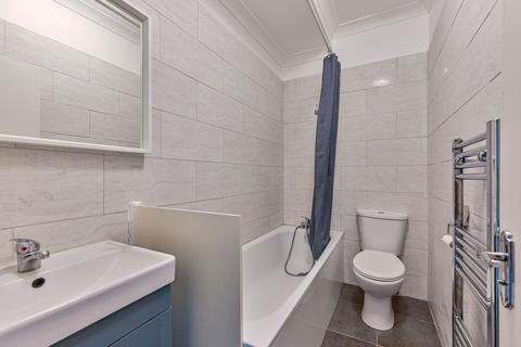 1 bedroom flat for sale, Springdale Road, Hackney, London, N16