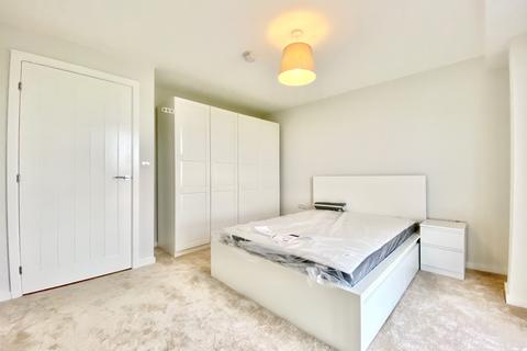 2 bedroom apartment to rent, Victoria Riverside, Leeds, West Yorkshire, LS10