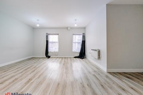 2 bedroom flat to rent, Chichester Road, Southend-On-Sea SS1