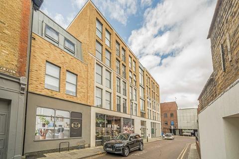 Bishops Hall, Kingston Upon Thames KT1