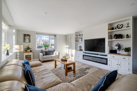 3 bedroom bungalow for sale, Guildford Road, Cranleigh, GU6