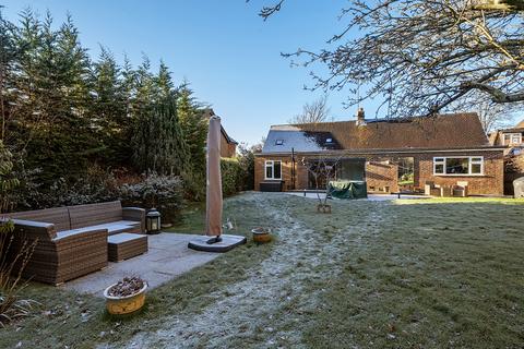 3 bedroom bungalow for sale, Guildford Road, Cranleigh, GU6