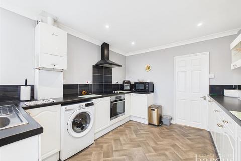 undefined, Elizabeth Road, Basingstoke RG22