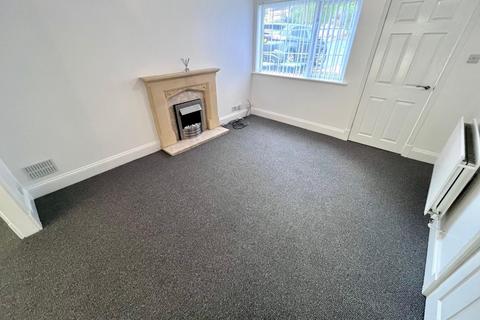 3 bedroom semi-detached house to rent, Northway, Sedgley