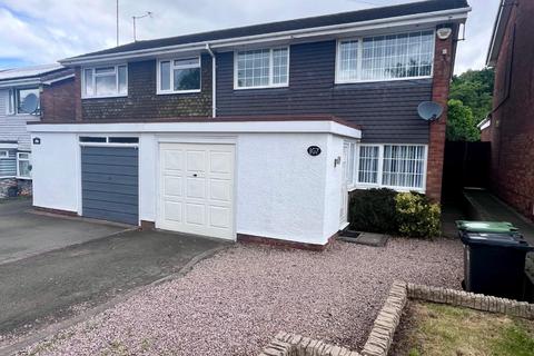 3 bedroom semi-detached house to rent, Northway, Sedgley