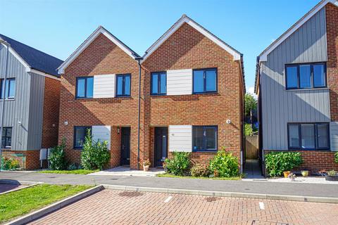2 bedroom semi-detached house for sale, Faraday Drive, Hastings