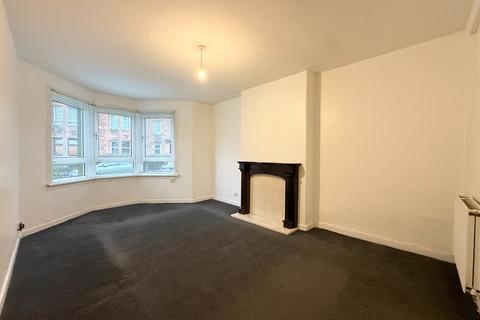 3 bedroom flat to rent, Ardbeg Street, Govanhill
