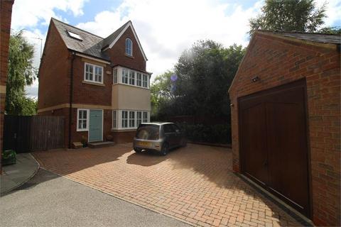 3 bedroom house to rent, Garfield Close, Market Harborough