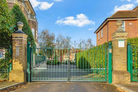 5 bedroom house for sale, Mountview Close, Golders Hill Park, NW11