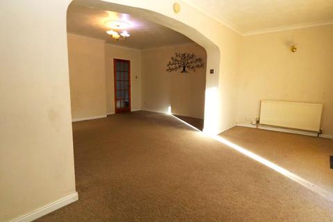 3 bedroom property to rent, Alldicks Road, Hemel Hempstead, HP3