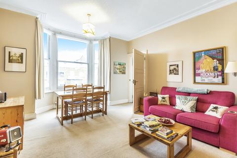 2 bedroom property to rent, Primrose Gardens, Belsize Park, London, NW3