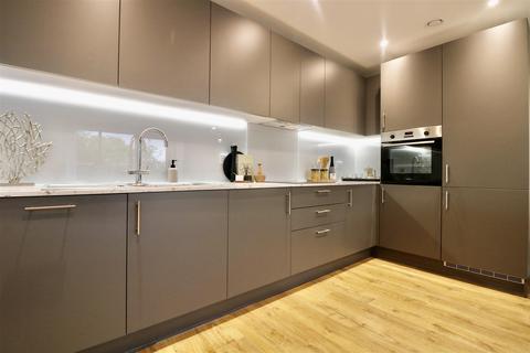 2 bedroom apartment to rent, Liberty Court, Dartford DA2