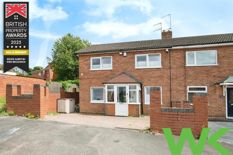 3 bedroom property for sale, Selkirk Close, West Bromwich, B71