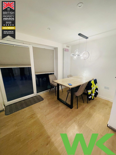 3 bedroom property for sale, Selkirk Close, West Bromwich, B71