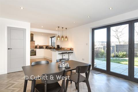 3 bedroom link detached house for sale, Park Road, Redhill, Surrey
