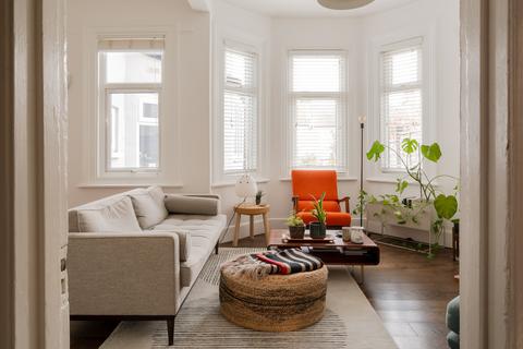 3 bedroom terraced house for sale, Tottenhall Road, London N13