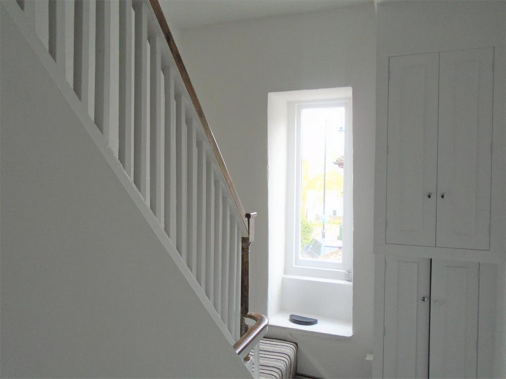 Entrance to flat.JPG