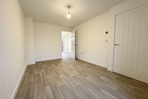 undefined, Cliffe Hill View, Skelmanthorpe, HD8 9ZD