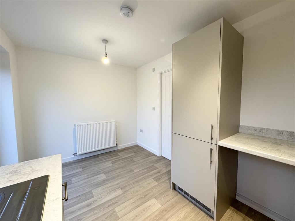 Dining kitchen