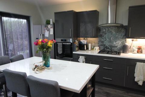 4 bedroom house to rent, The Grove, Christchurch