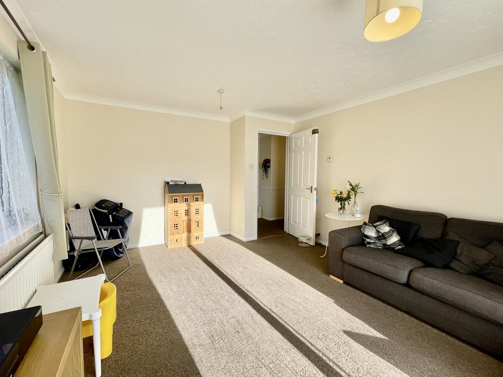 Living Room (2)