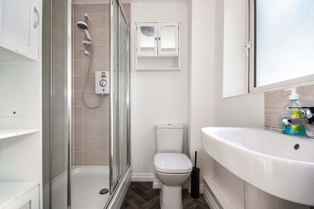 Ensuite