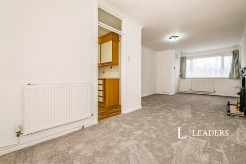 3 bedroom terraced house to rent, Brook Way, Lancing, West Sussex, BN15